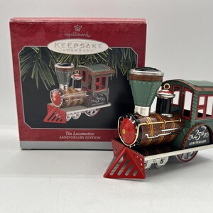 1998 Hallmark Tin Locomotive 25th Anniversary Edition Keepsake Ornament U59