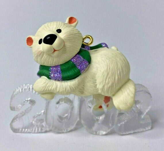 2002 hallmark cool decade polar bear ornament u60 8016 - Gem