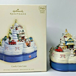 Vtg hallmark candy cane lane ornament u63/7557