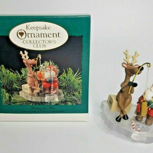 1995 Hallmark Fishing For Fun KOC Club Ornament U70