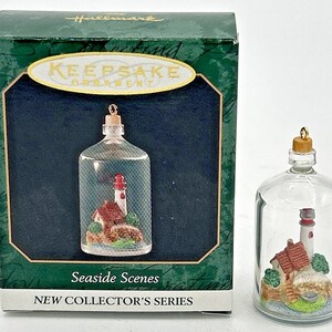 1999 Hallmark Seaside Scenes Miniature Keepsake Ornament SKU U108