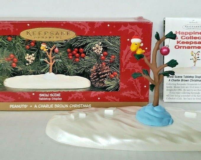 Hallmark Tabletop Display 1995 Hallmark Peanuts A Charlie Brown Christmas Snow Scene Tabletop ...