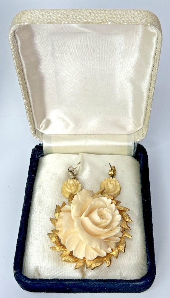 Vintage Celluloid 3-D rose flower brooch and pier… - image 6