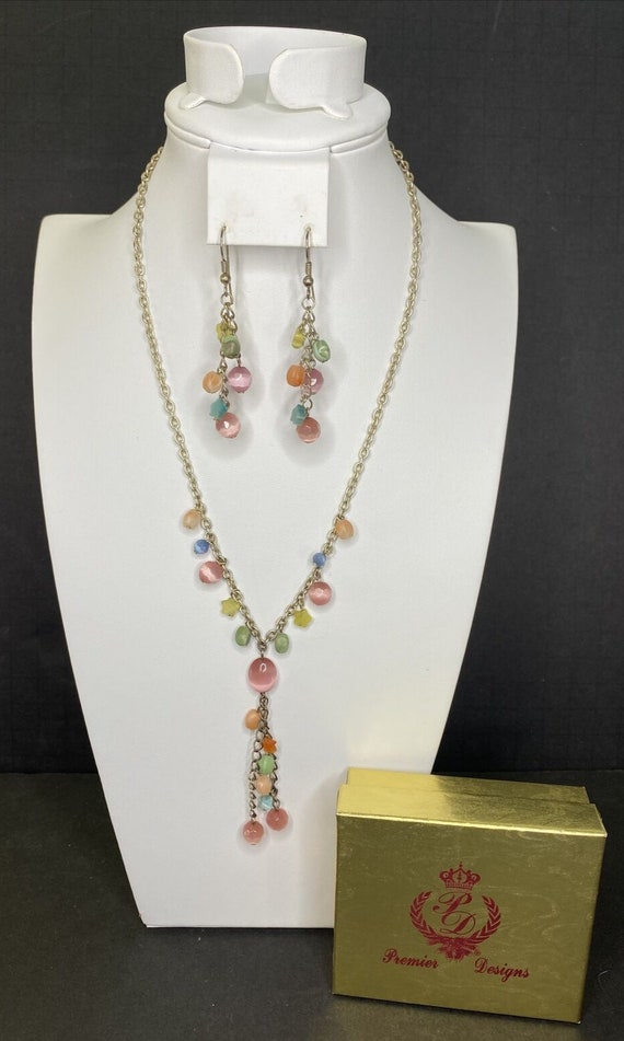 Premier designs jewelry pastel beaded necklace 16"