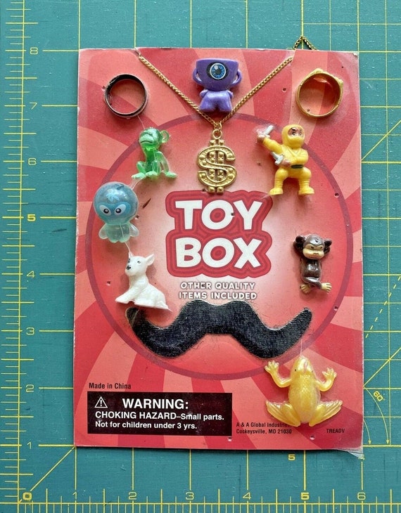 Vintage toy box trinkets vending machine display … - image 1