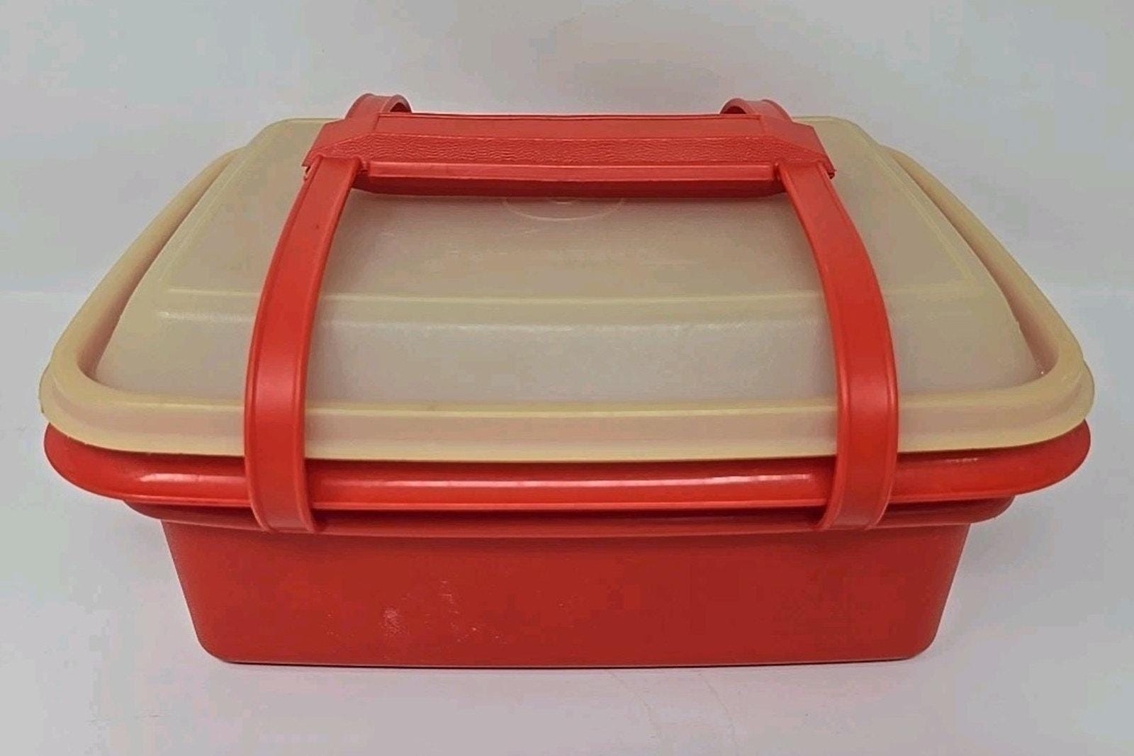 Vintage Tupperware #1254 Pack N Carry Red Lunch Box W/handle Retro U57