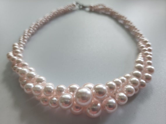 Twisted triple strand faux pink pearl 18" necklac… - image 2