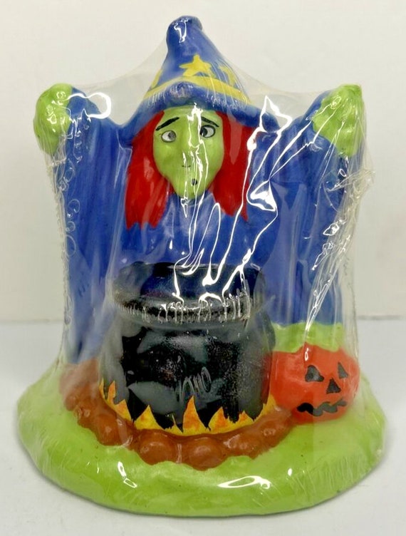 Vintage halloween spooky witch & cauldron candle … - image 1