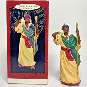 1996 hallmark kindly shepherd ornament u20