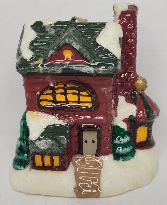 Vintage holiday christmas house candle 3.5" sku h181
