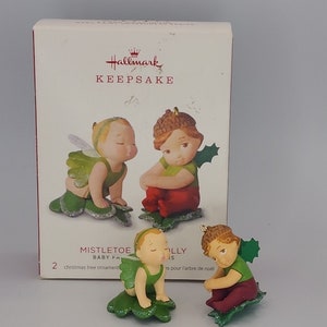 Hallmark Mistletoe and Holly Ornament Vtg U76