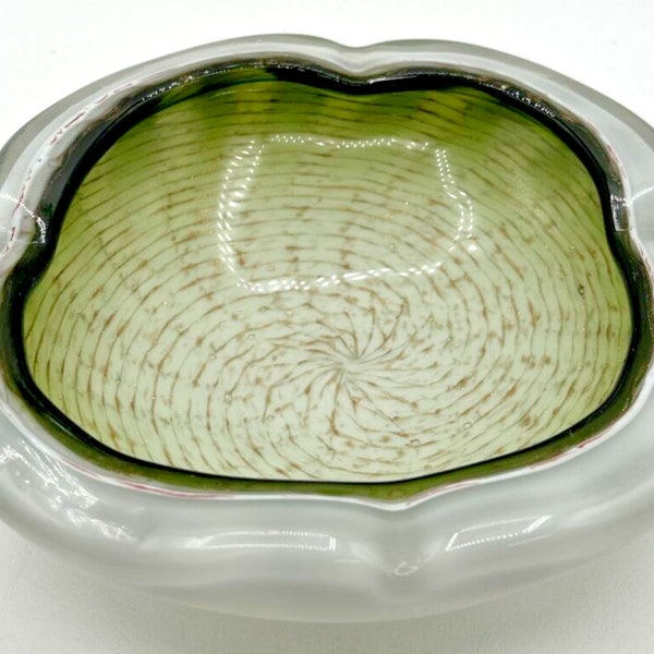 Vintage Murano Art Glass Ashtray Bowl Green Gold Glitter Swirl U256