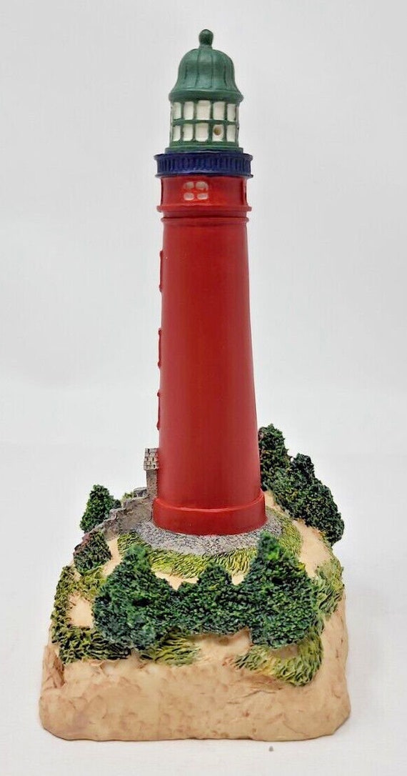 Beacons of the sea illuminated replica statue pon… - image 3