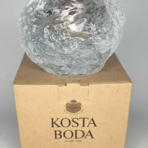 Kosta Boda  Crystal Snowball Hurricane H-90 Ann Wärff Sweden In Box U116
