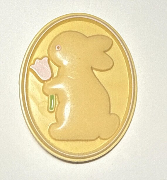 1984 Hallmark Easter Spring Rabbit Bunny Lapel Pi… - image 1