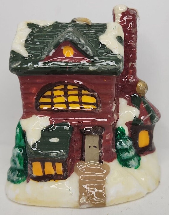 Vintage holiday christmas house candle 3.5" sku h179