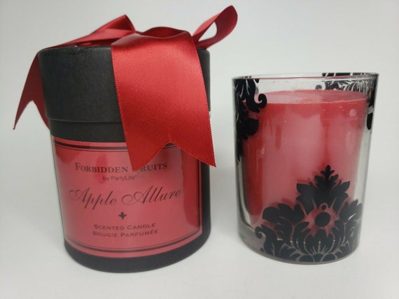 Partylite forbidden fruits jar candle 7.8oz apple… - image 1