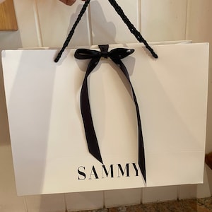 Sacola personalizada | Sacola para madrinha | Sacola para presente | Sacola para presente personalizada | Alternativa para caixa de presente | Caixa de presente para madrinha |