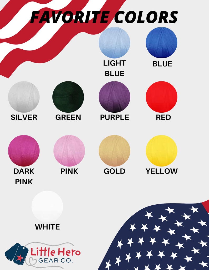 Op de afbeelding: Een kleurenkaart getiteld FAVORITE COLORS met elf cirkelvormige stalen in lichtblauw, blauw, zilver, groen, paars, rood, donkerroze, roze, goud, geel en wit. De afbeelding bevat een rood-witte streep bovenaan, een sterrenpatroon onderaan en het logo van Little Hero Gear Co.