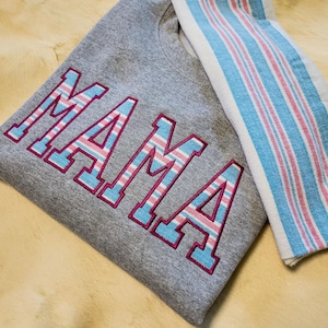 Baby Blanket Sweatshirt Applique, Mom, Dad Newborn blanket, hospital keepsake, baby clothes, onesie shirt, newborn outfit