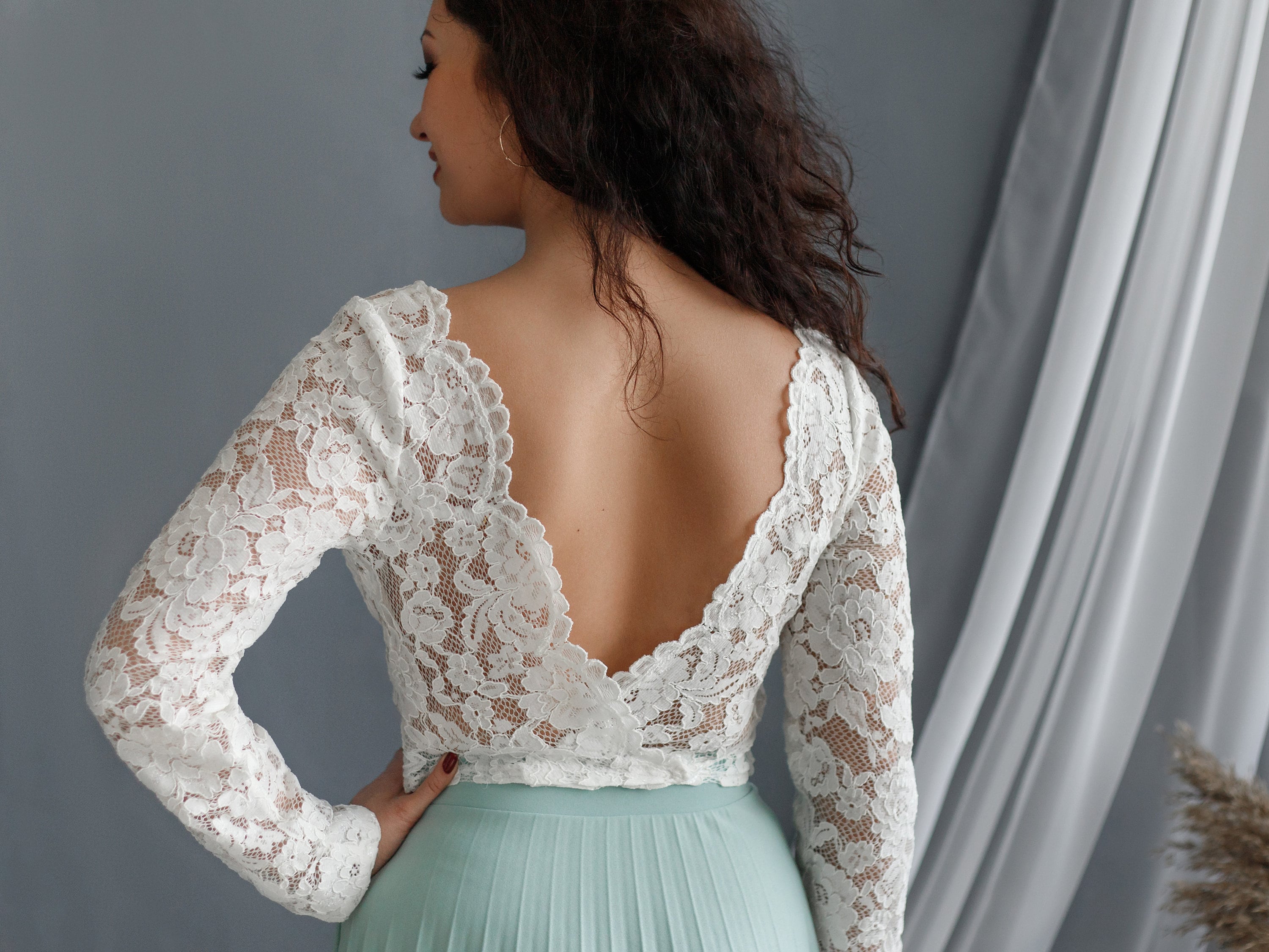 White Lace Backless Puff Sleeve Shapewear Top