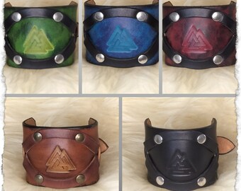 Wide 3D deco bracelet