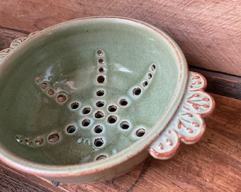 Berry Bowl Colander Strainer Stoneware Ceramic Pottery