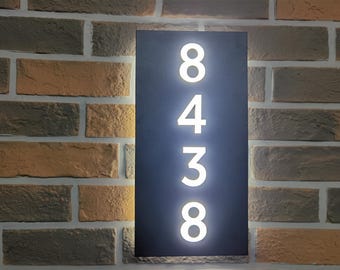 Aangepast led-huisnummerbord: adresplaatje met achtergrondverlichting