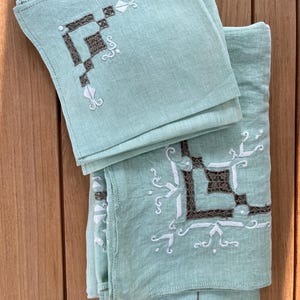 Vintage Light Green Linen Tablecloth & 6 Napkins - embroidery, cutwork and crochet