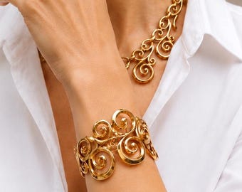 Vintage Trifari Gold Scroll Necklace and Clamper Bracelet Set Statement Jewelry Signed Trifari TM No U.S. Tariff