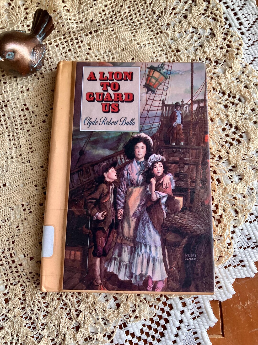 A Lion to Guard Us • Clyde Robert Bulla • 1989 Ex-library Vintage ...