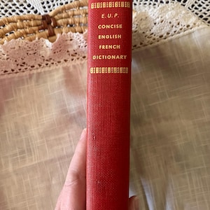 Vintage English-French Dictionary: 1960s Bilingual Reference Book