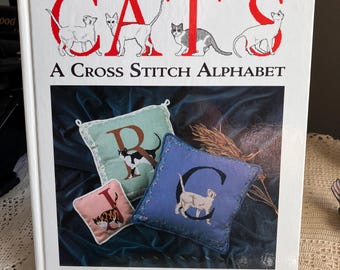 1993 Gatos: Un alfabeto para punto de cruz, Julie Hasler, Libro de patrones de manualidades