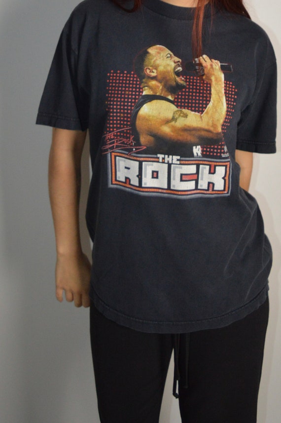 Vintage 2004 The Rock WWE Shirt