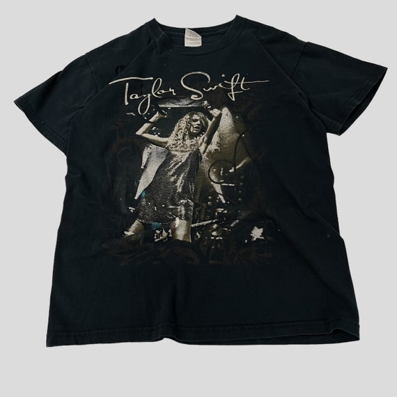 Vintage Taylor Swift Tour Shirt