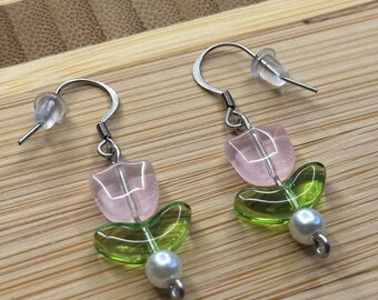Boucles d'oreilles artisanales en perles roses à fleurs, acier inoxydable, fermoir hameçon, style Fairycore floral nature cottagecore