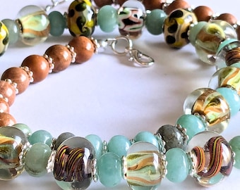 Collar de amazonita con cuentas y vidrio soplado, collar de una sola hebra con cuentas de piedra, joyería artesanal azul claro.