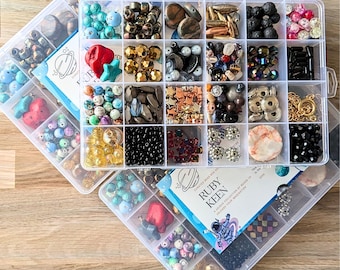 Kit de cuentas Star Dust Dreams: cuentas de piedra, cuentas metálicas, estrellas y materiales para hacer joyas.