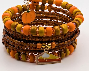 Pulsera de cuentas con diseño de pastel de calabaza de otoño