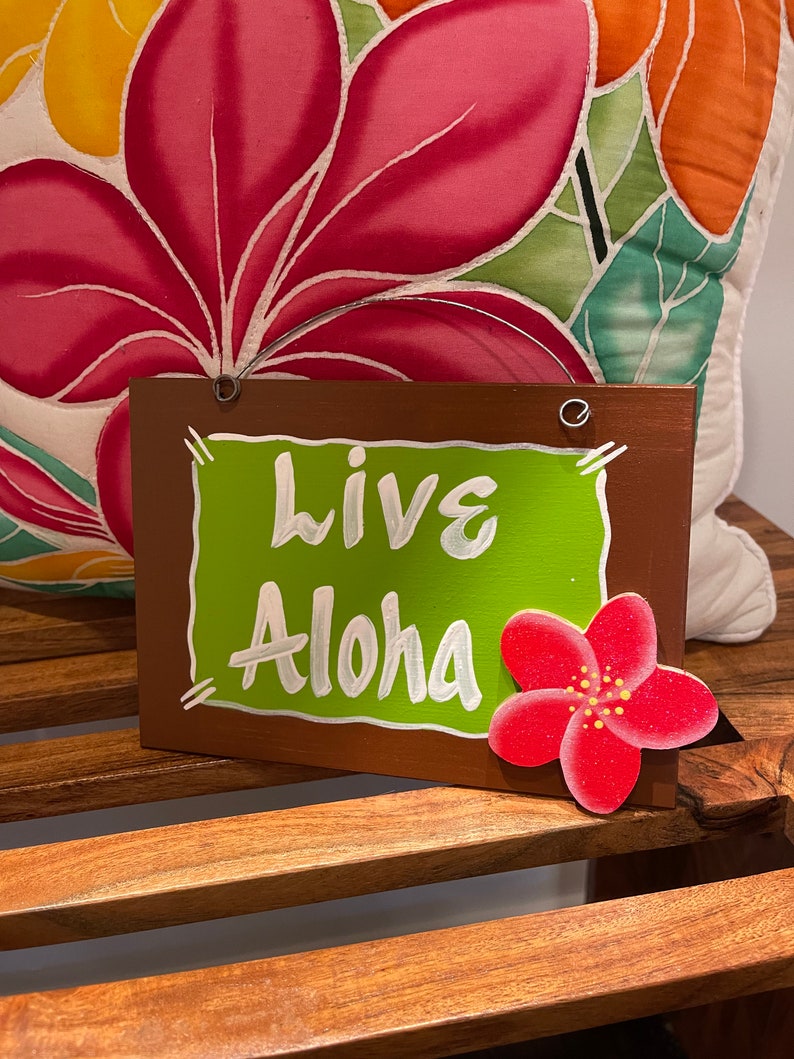 Live Aloha Wood Sign, Hawaii Theme Wall Art Decor, Handmade Tropical ...