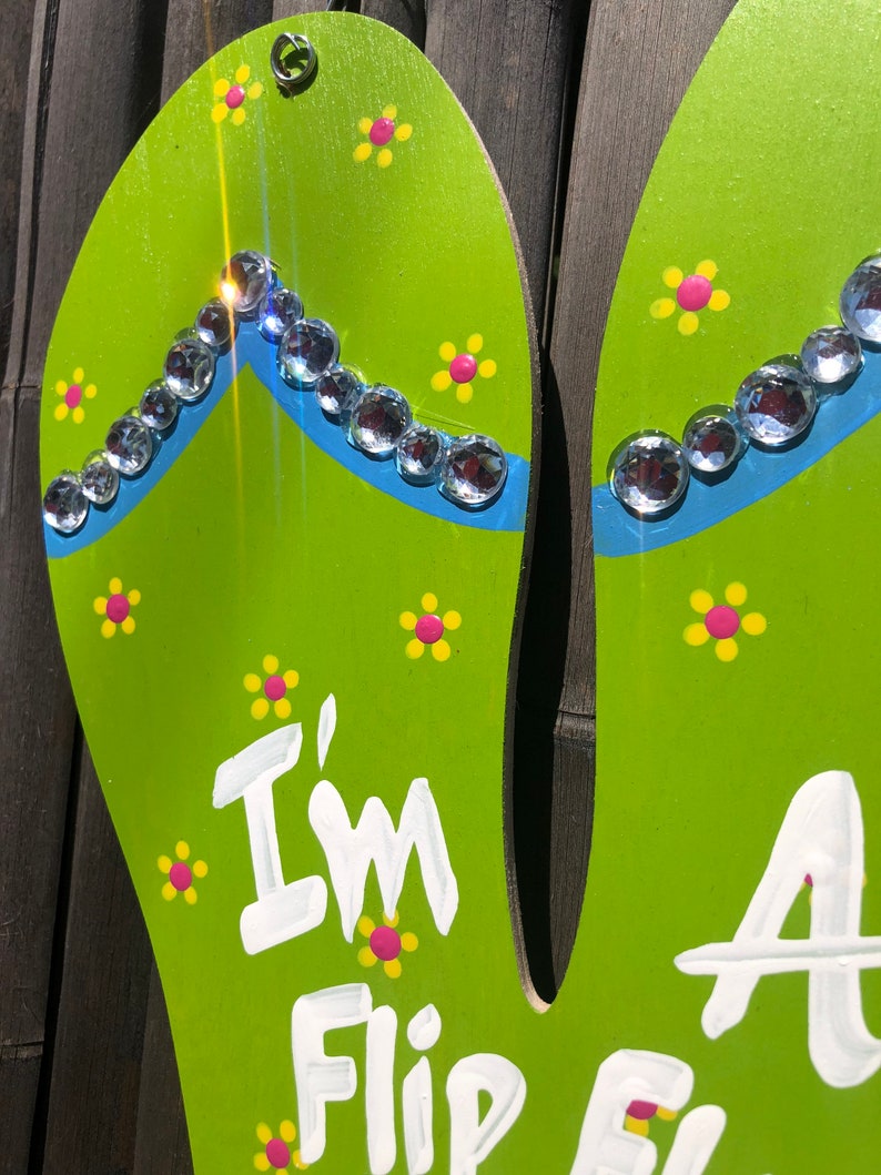 I’m A Flip Flop Kinda Girl Door Hanger| Hand Painted Flip Flop Sign ...