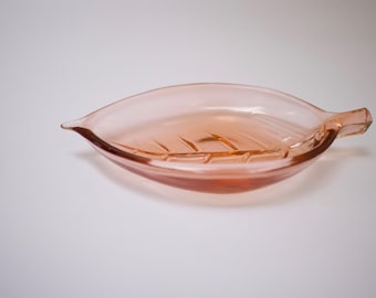 Vintage Pink glass leaf ring dish