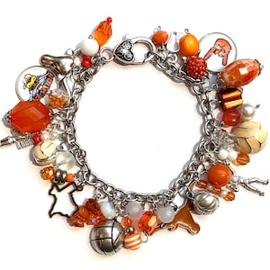 UT Longhorns University of Texas Volleyball Charm Bracelet Hook &#39;em Horns