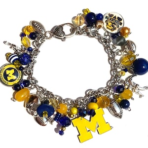 UM Michigan University  Wolverines Charm Bracelet