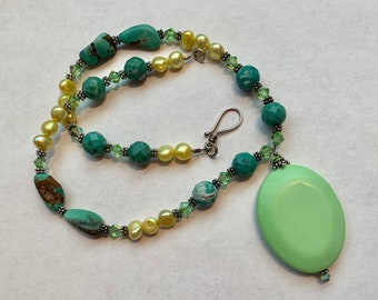 Lemon Chrysoprase, Turquoise Freshwater Pearls Silver Pendant Necklace