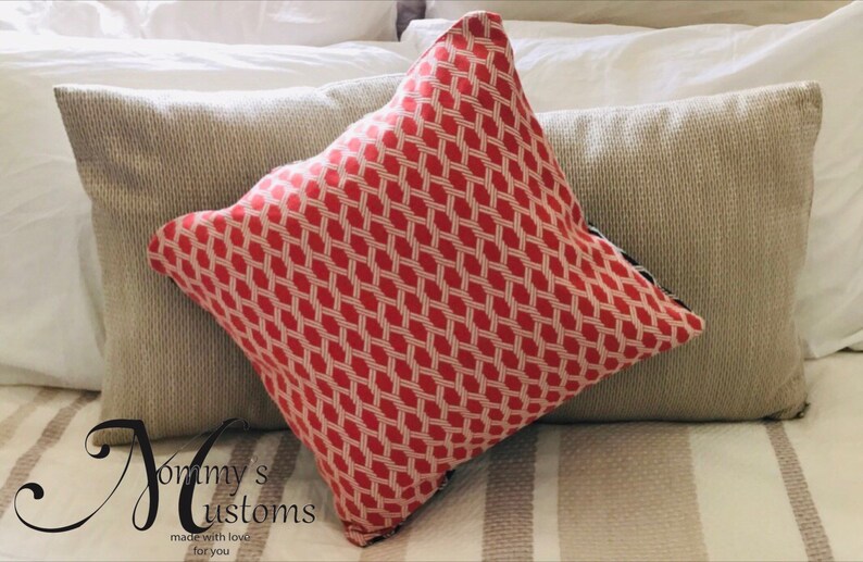 Dual-Colored Pillow