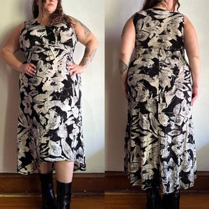 Y2K Floral Midi Dress: Black and White Empire Waist (Size 1X)