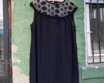 1960s Vintage Black Chiffon Shift Dress: Plus Size Crochet Lace