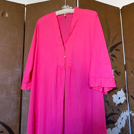 1970s Pink Maxi Robe. Three buttons at the top. E… - image 2