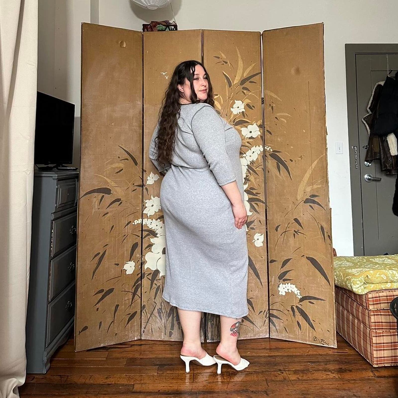 chinese dress ladies Amazon.com: HGps8w Women's Sexy Cutout High Low Mop Dresses Elegant Ruffle  Long Sleeve Flowy Swing Maxi Dress Formal Wedding Party Gowns : Clothing,  Shoes & Jewelry main image 0